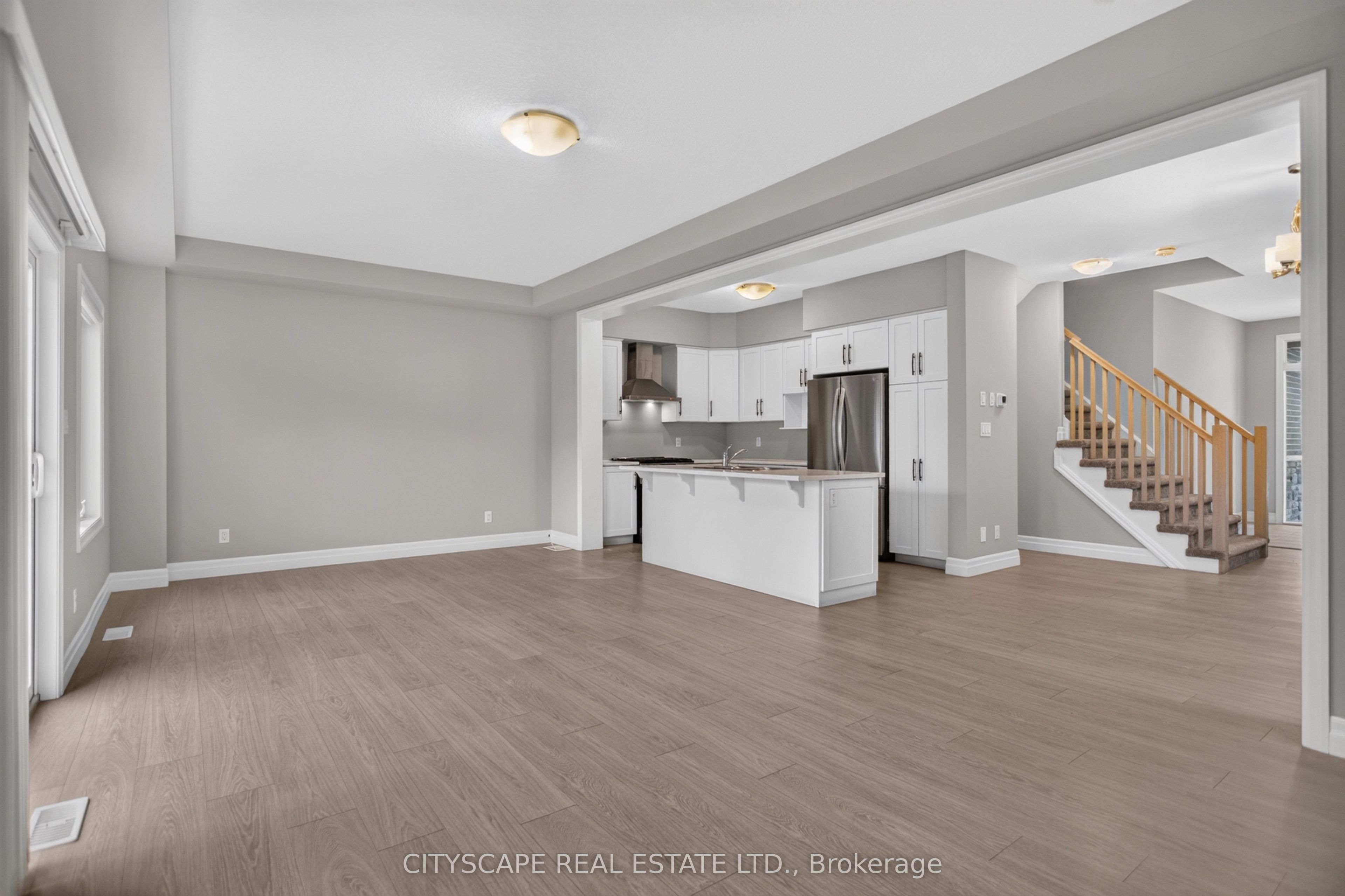 68 Davidson Drive W Property Photo 11