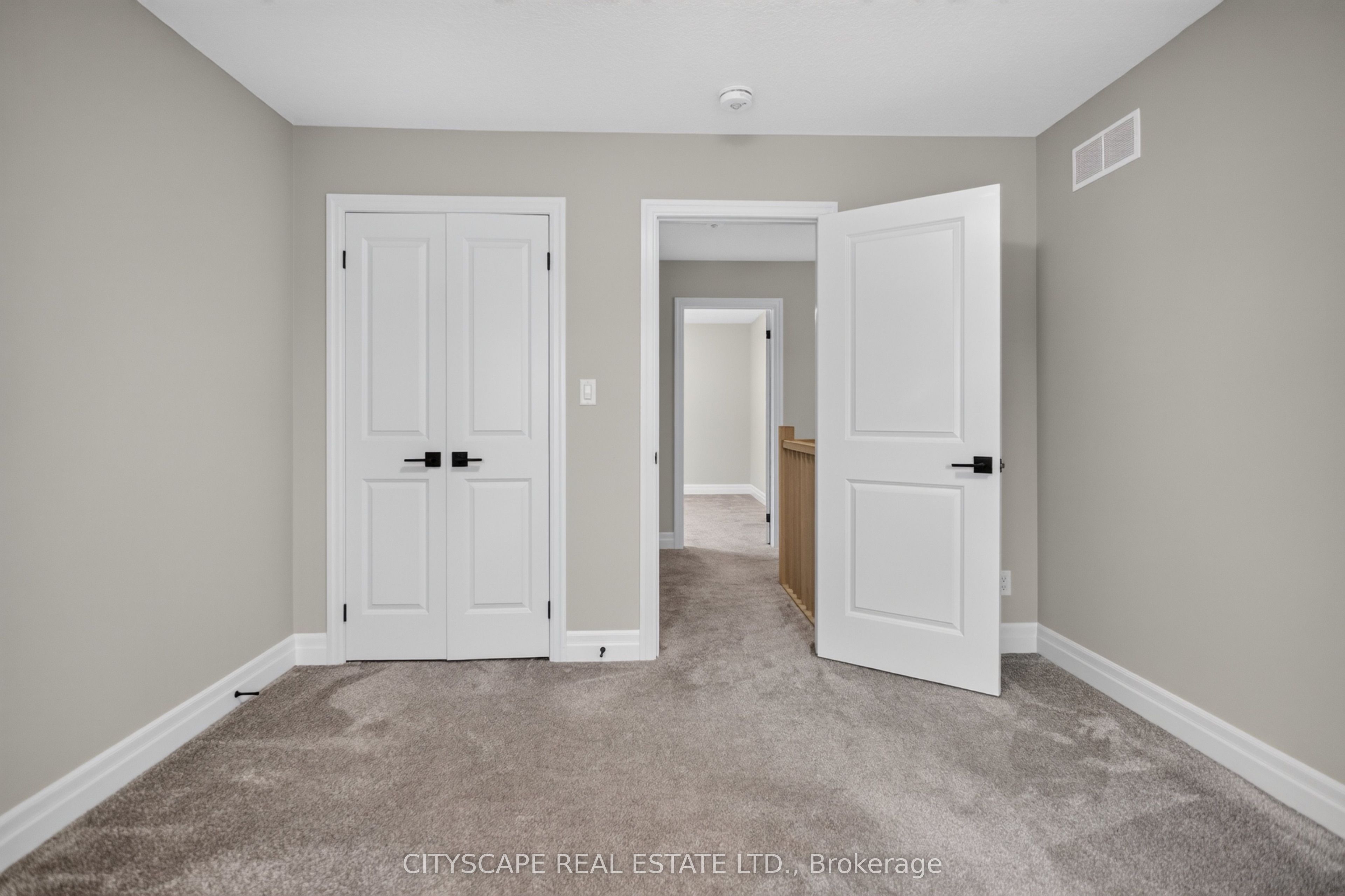 68 Davidson Drive W Property Photo 28