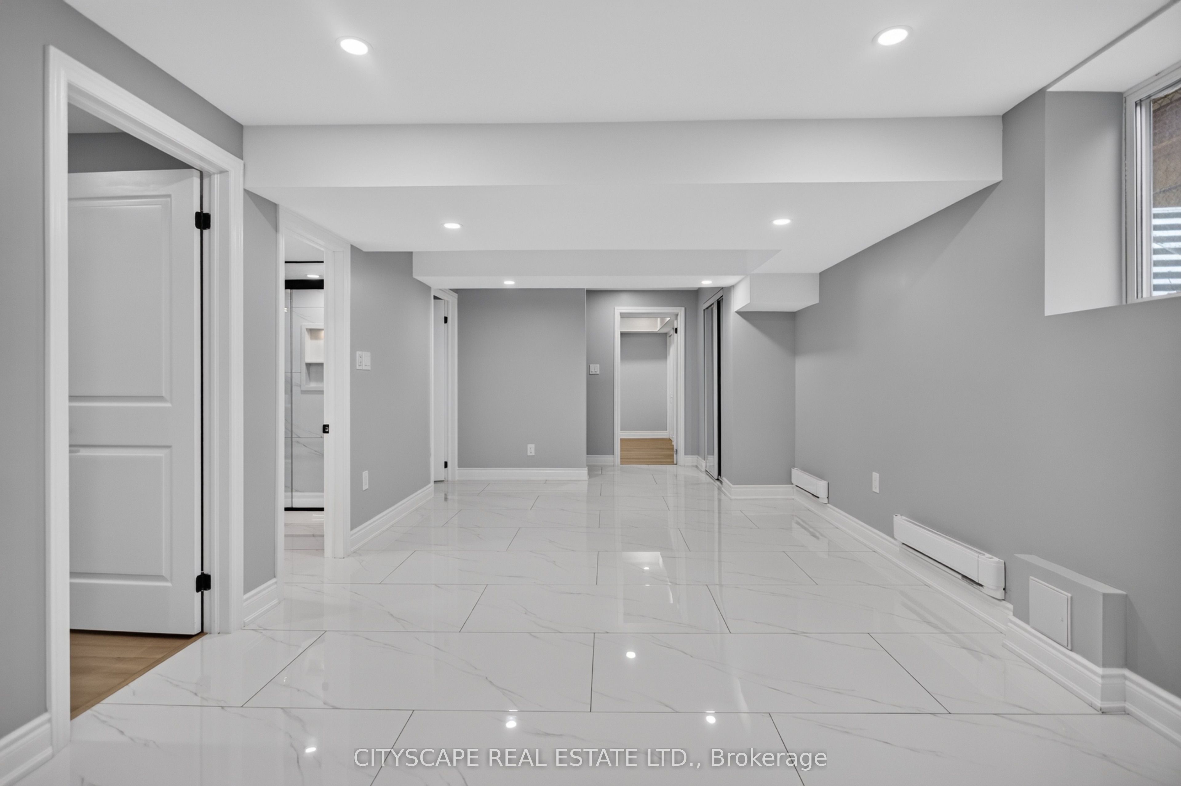 68 Davidson Drive W Property Photo 32
