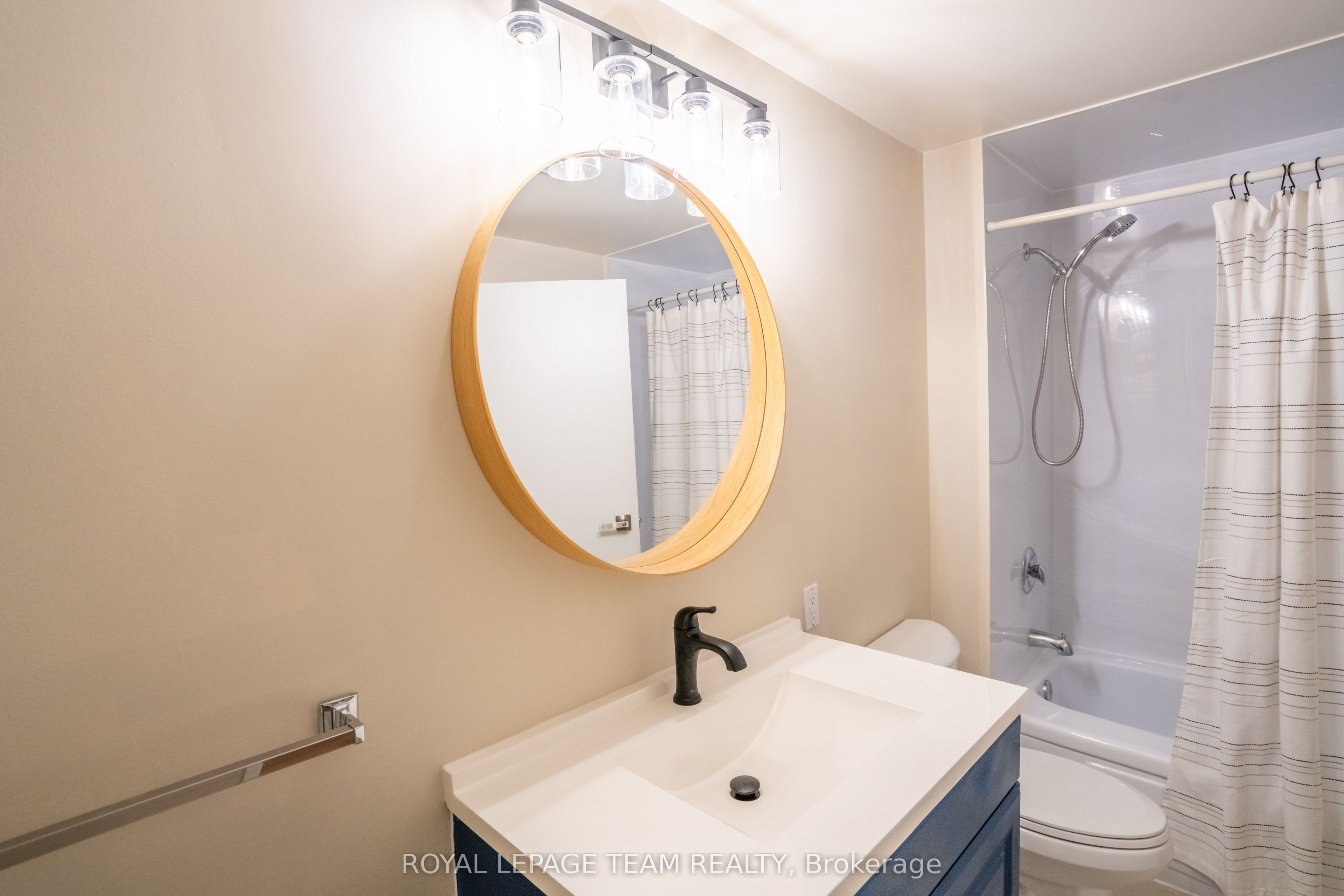 960 Teron Road 401 Property Photo 17