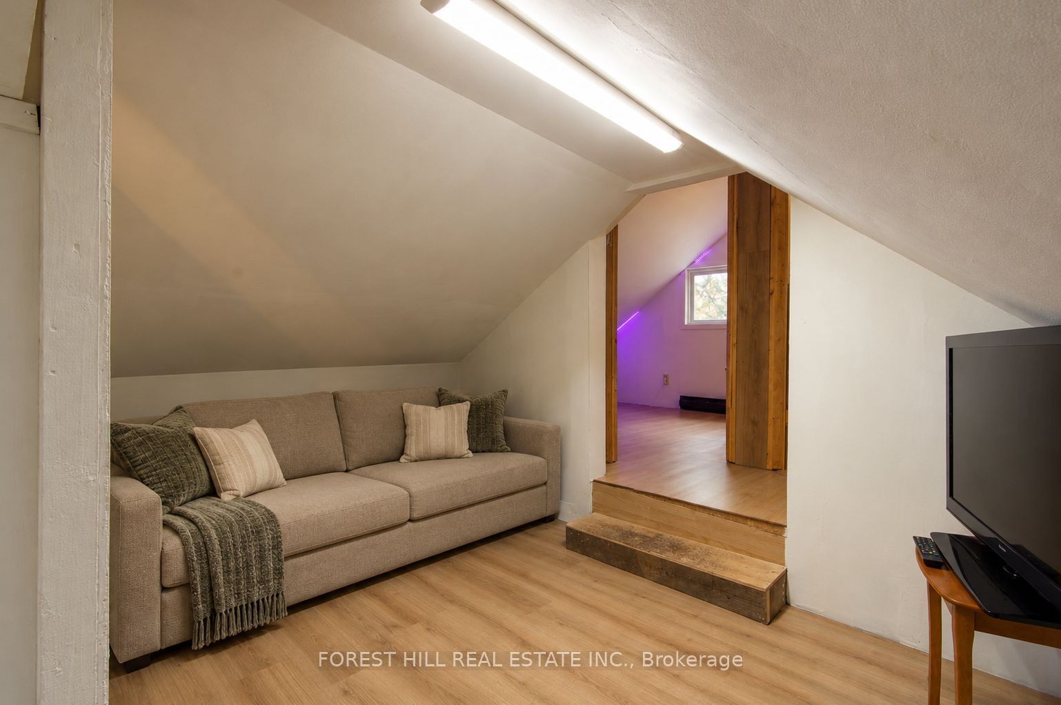 240 Britannia Road Property Photo 14
