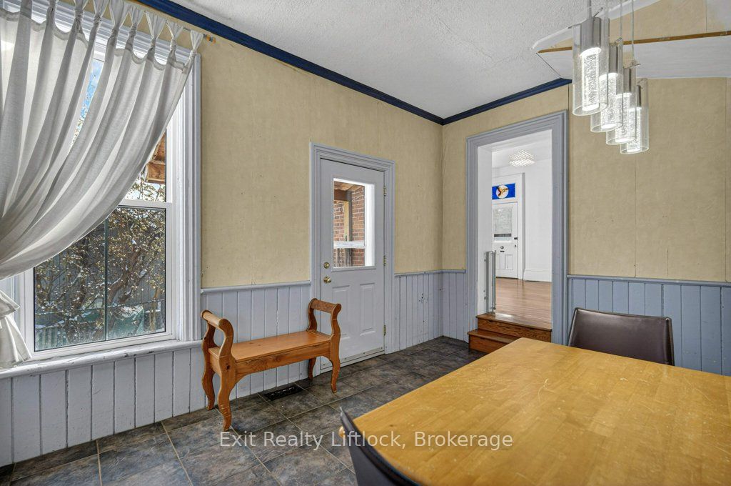 212 Barnardo Avenue Property Photo 14