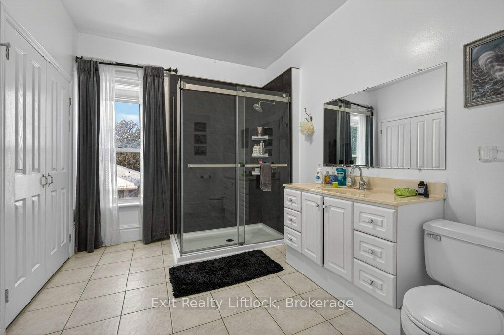 212 Barnardo Avenue Property Photo 20
