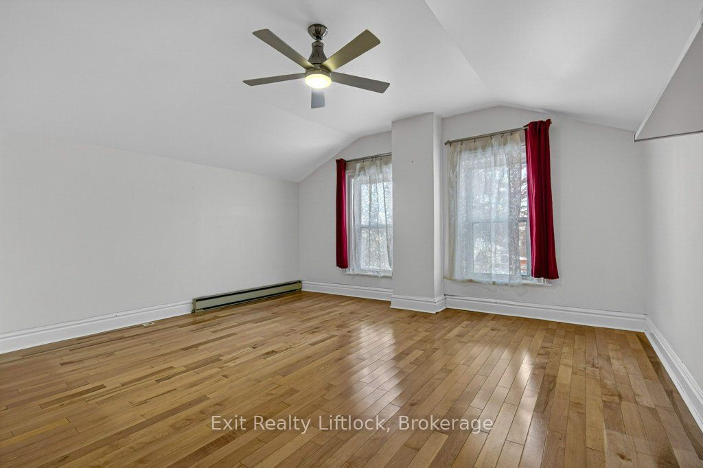 212 Barnardo Avenue Property Photo 21