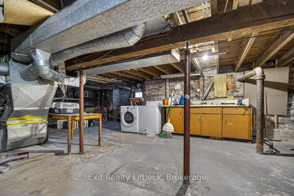 212 Barnardo Avenue Property Photo 24