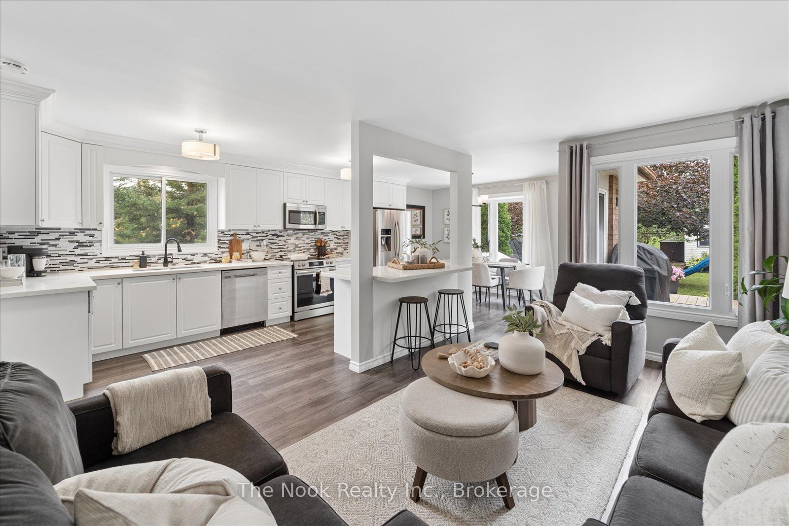 2 Century Boulevard Property Photo 6