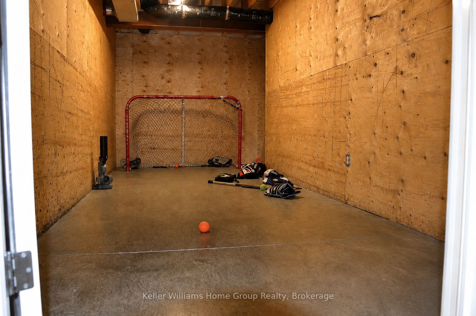 30 Inett Way Property Photo 43