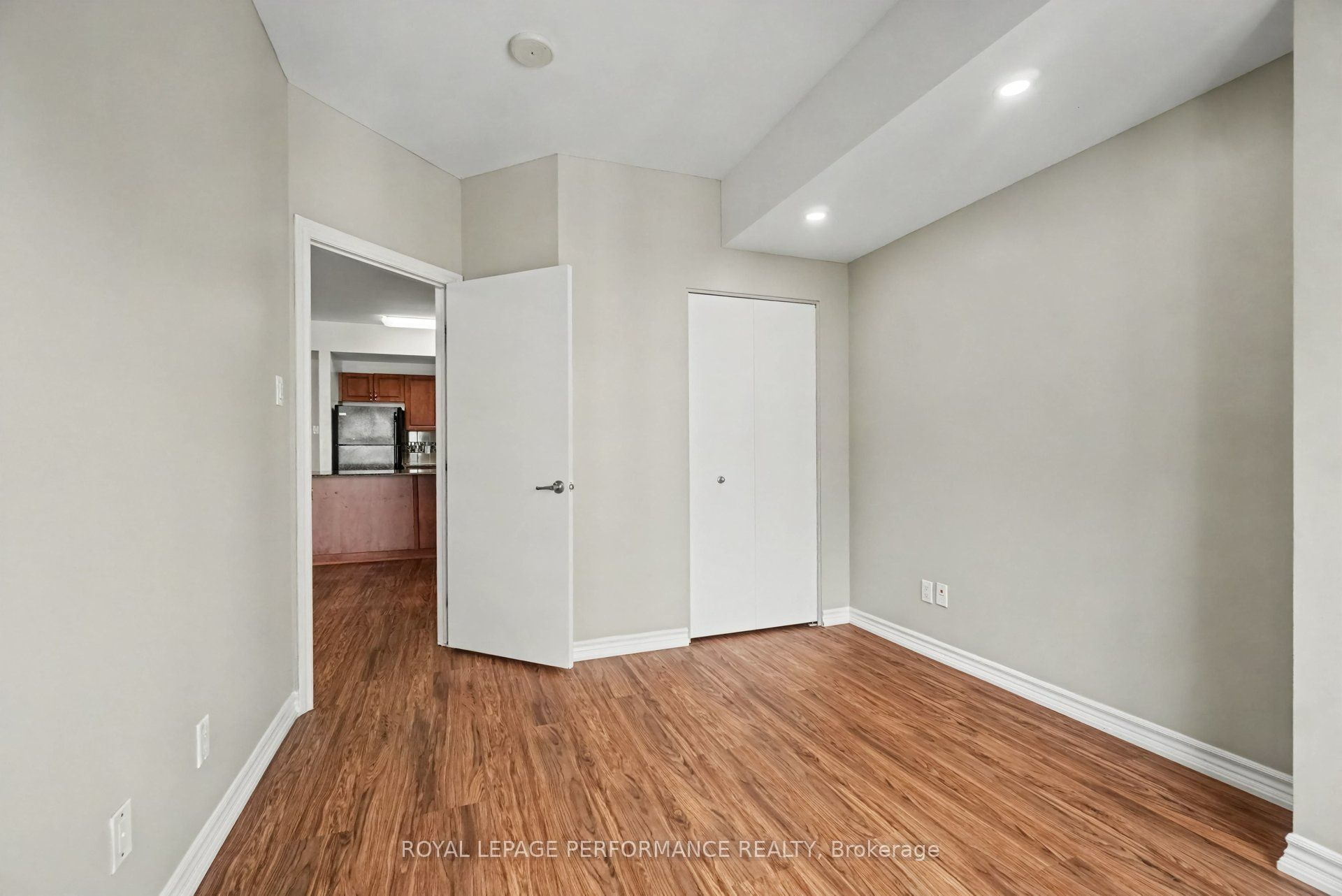 234 Rideau Street 2205 Property Photo 14