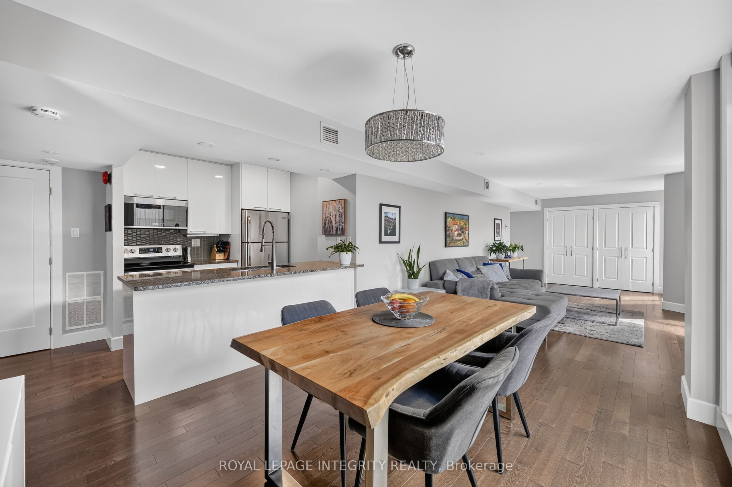 18 Nepean Street Ph1 Property Photo 15