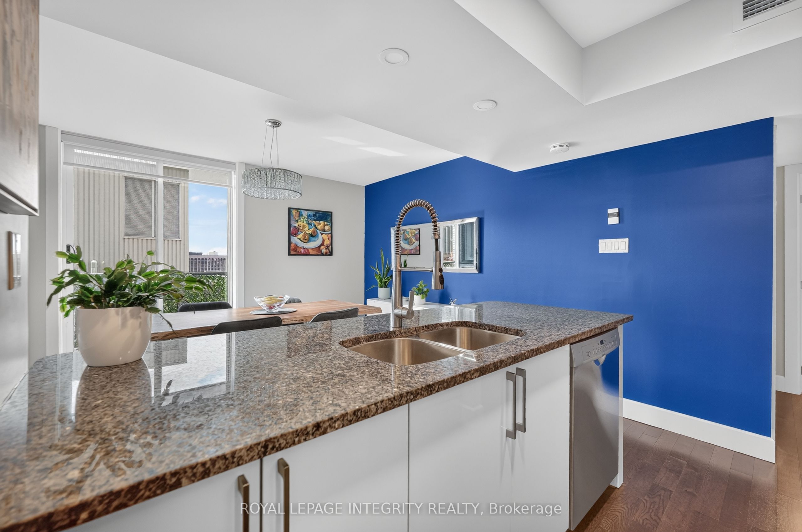 18 Nepean Street Ph1 Property Photo 20