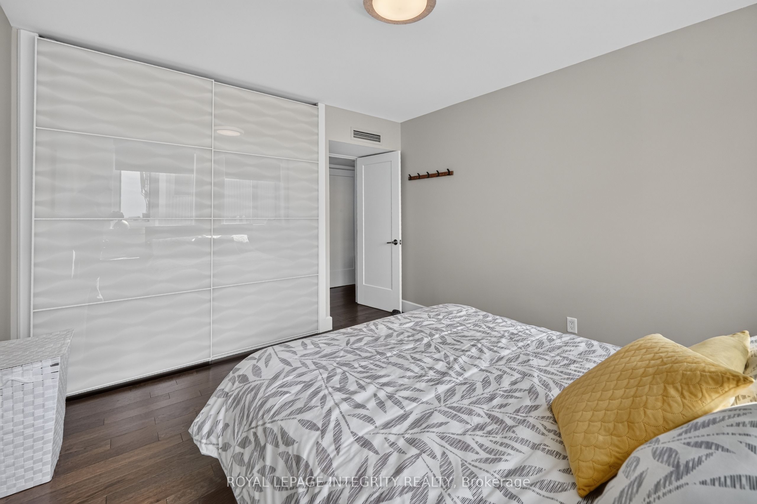 18 Nepean Street Ph1 Property Photo 22