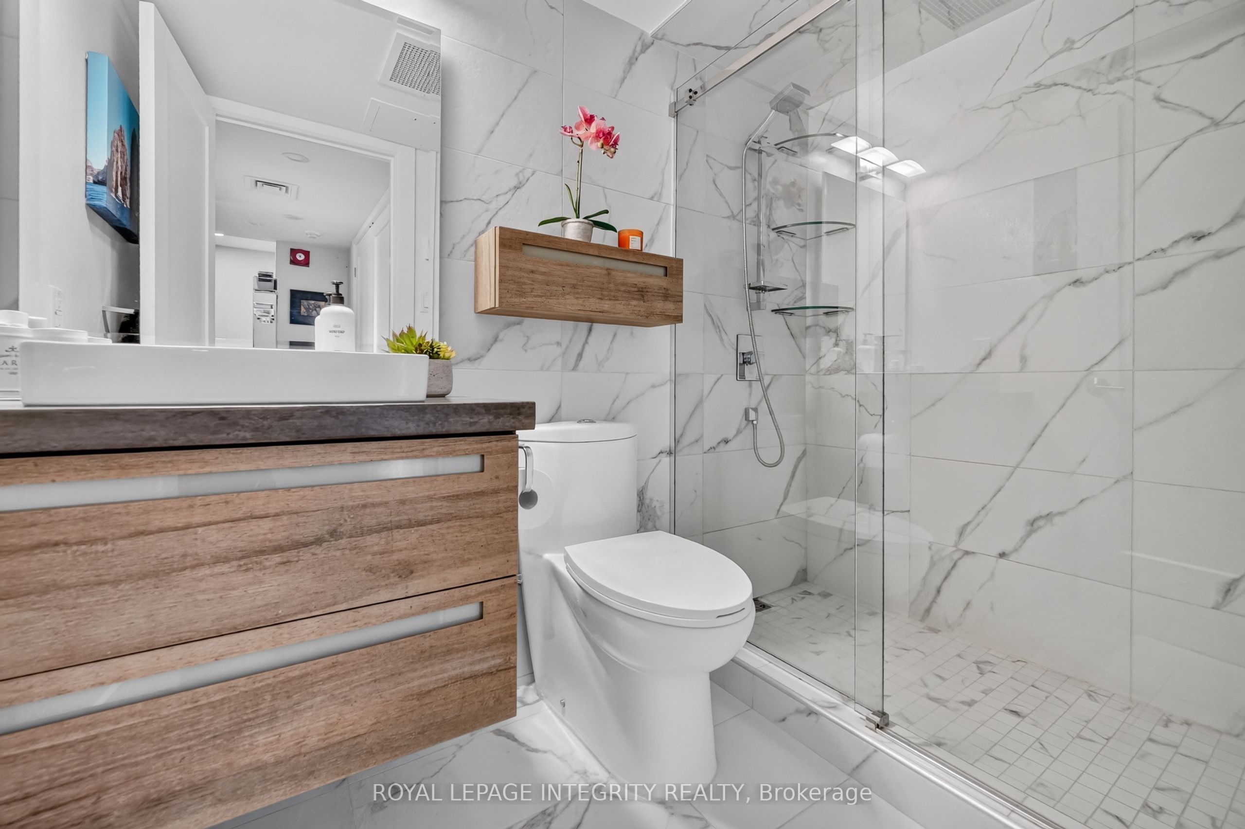 18 Nepean Street Ph1 Property Photo 23