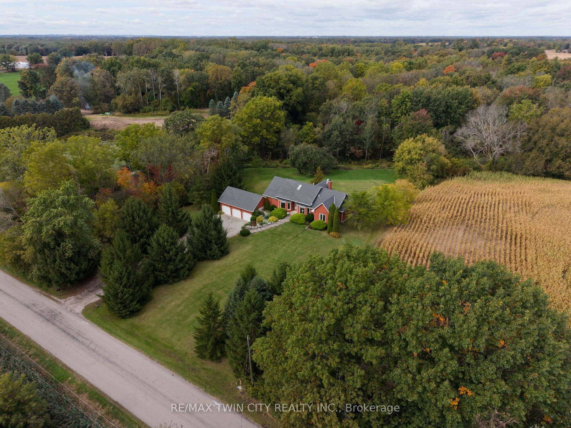 288 Thirteenth Conc. Road Property Photo 4