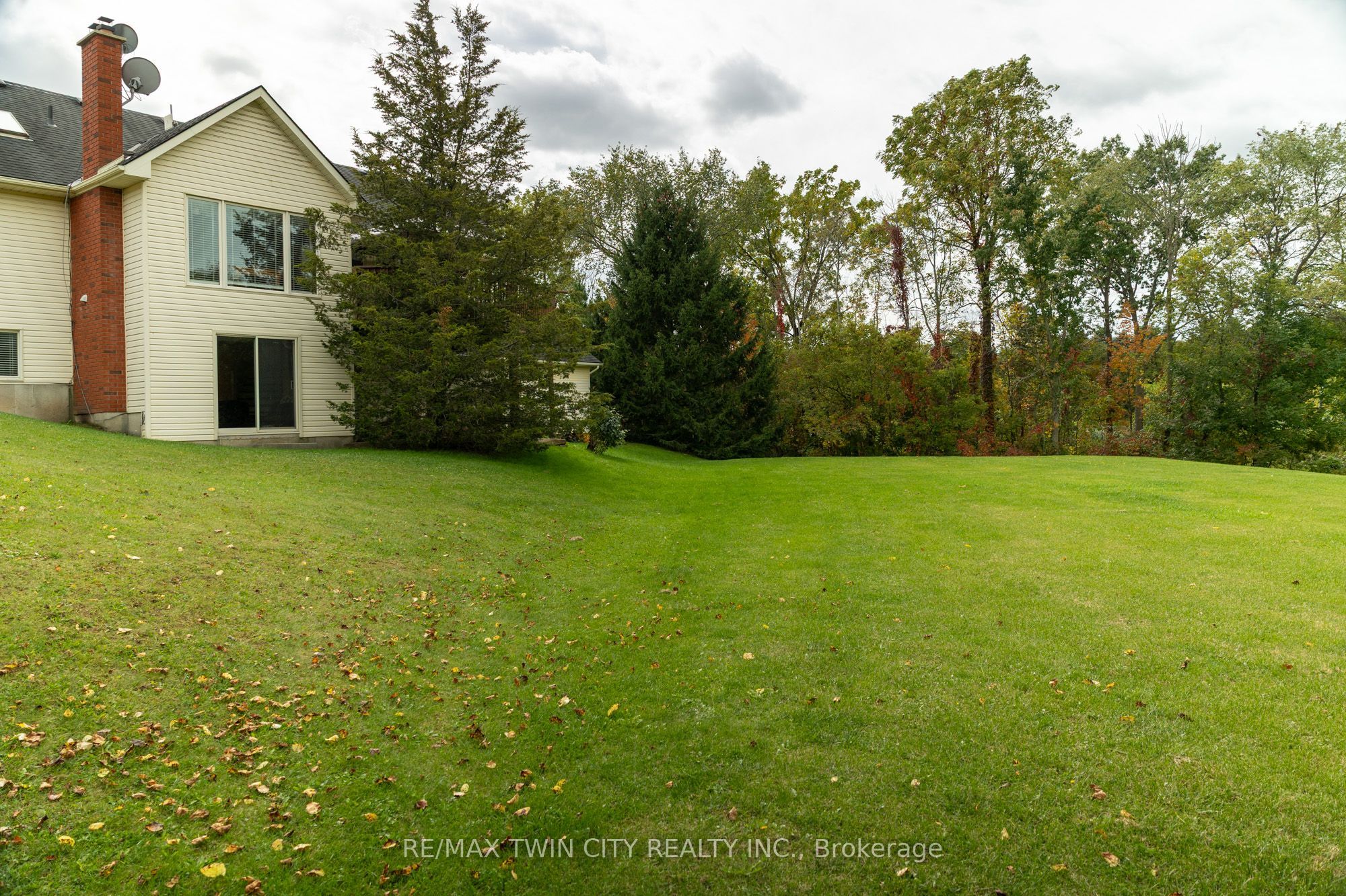288 Thirteenth Conc. Road Property Photo 17