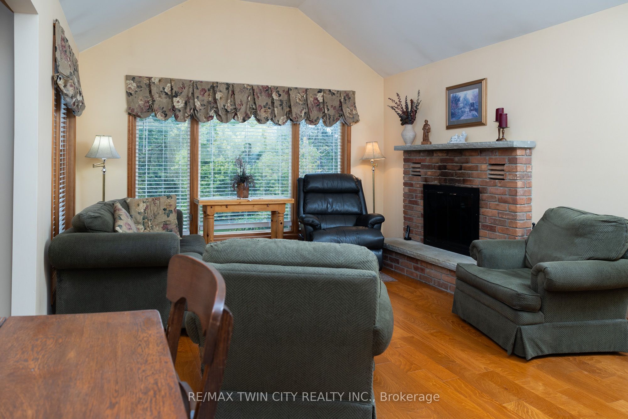 288 Thirteenth Conc. Road Property Photo 22