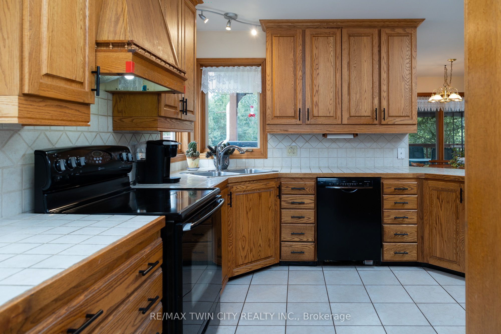 288 Thirteenth Conc. Road Property Photo 27