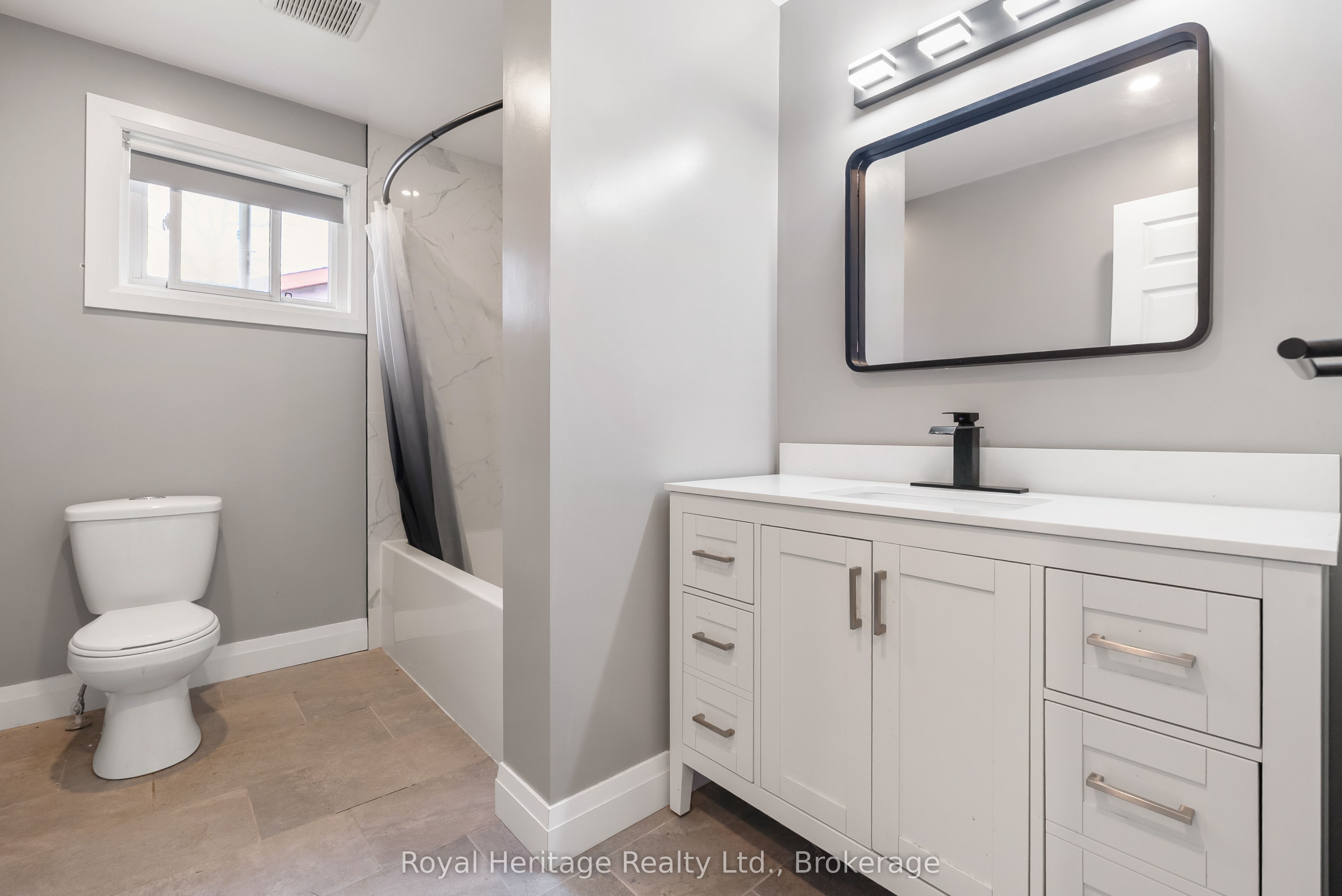 48 Silver Birch Street Property Photo 10