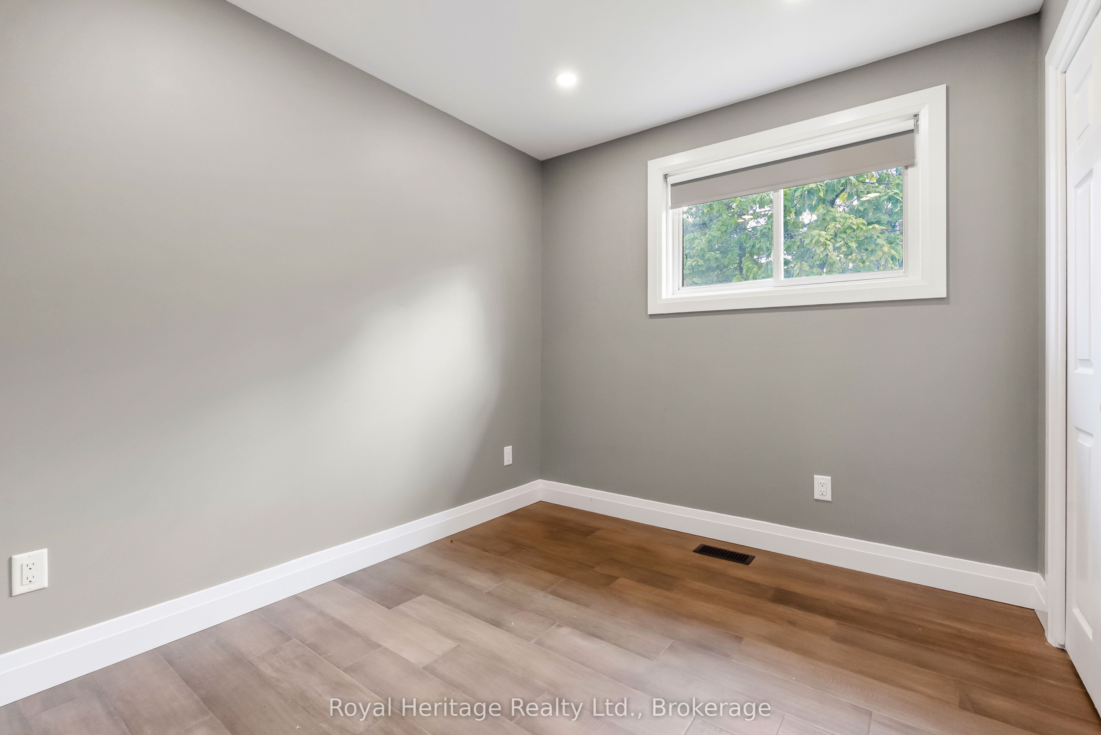 48 Silver Birch Street Property Photo 12