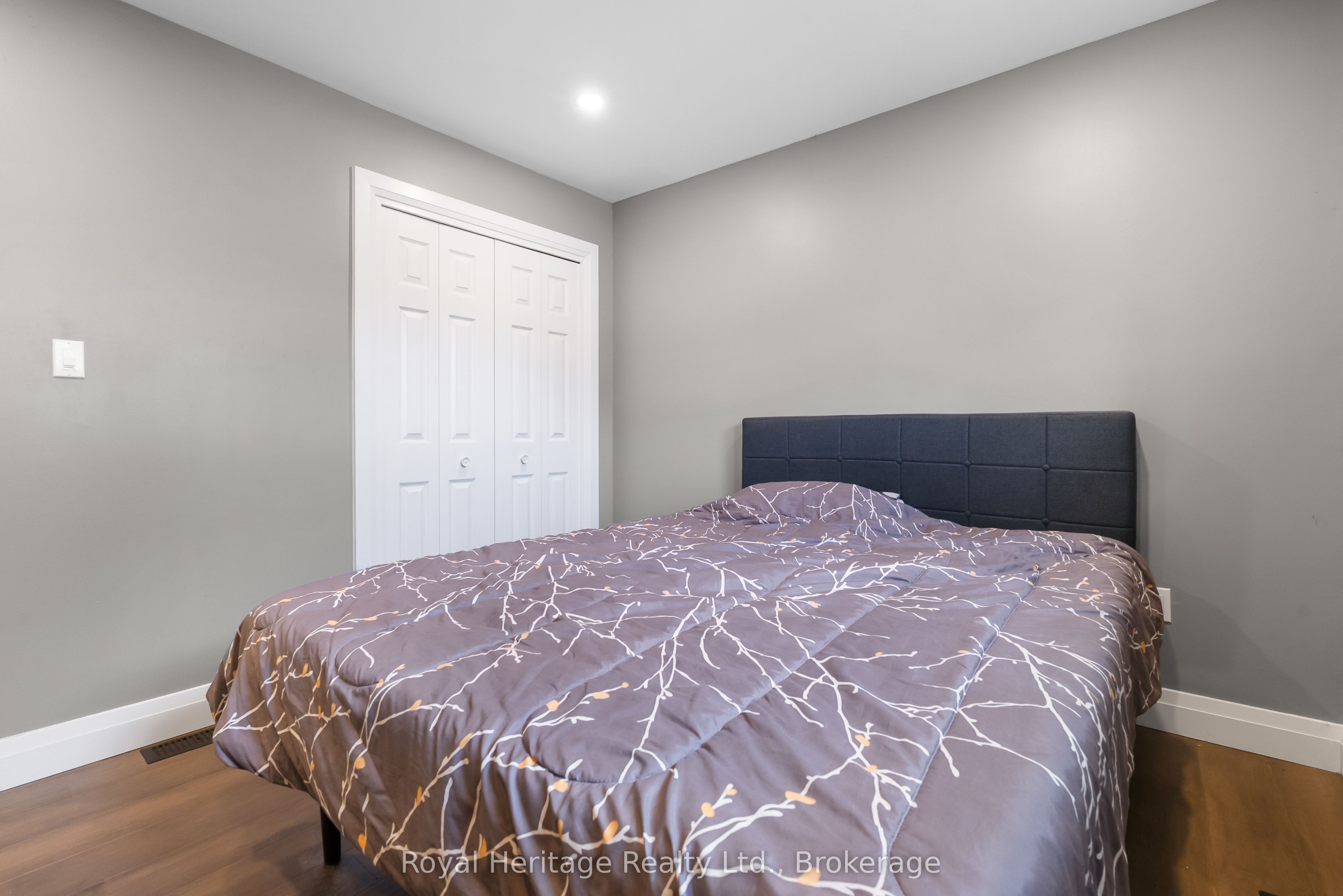 48 Silver Birch Street Property Photo 27