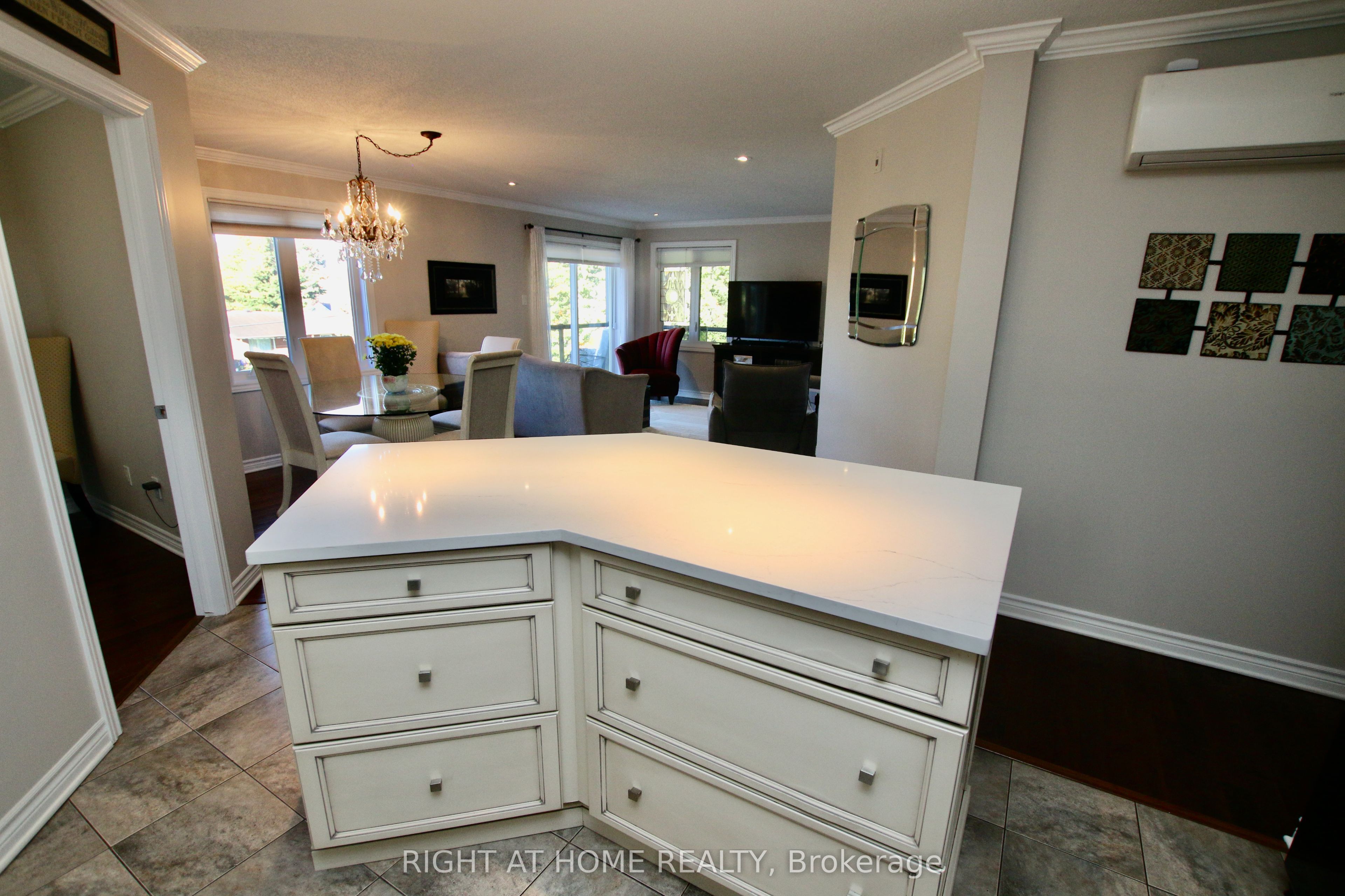 2 Warner Street 301 Property Photo 15