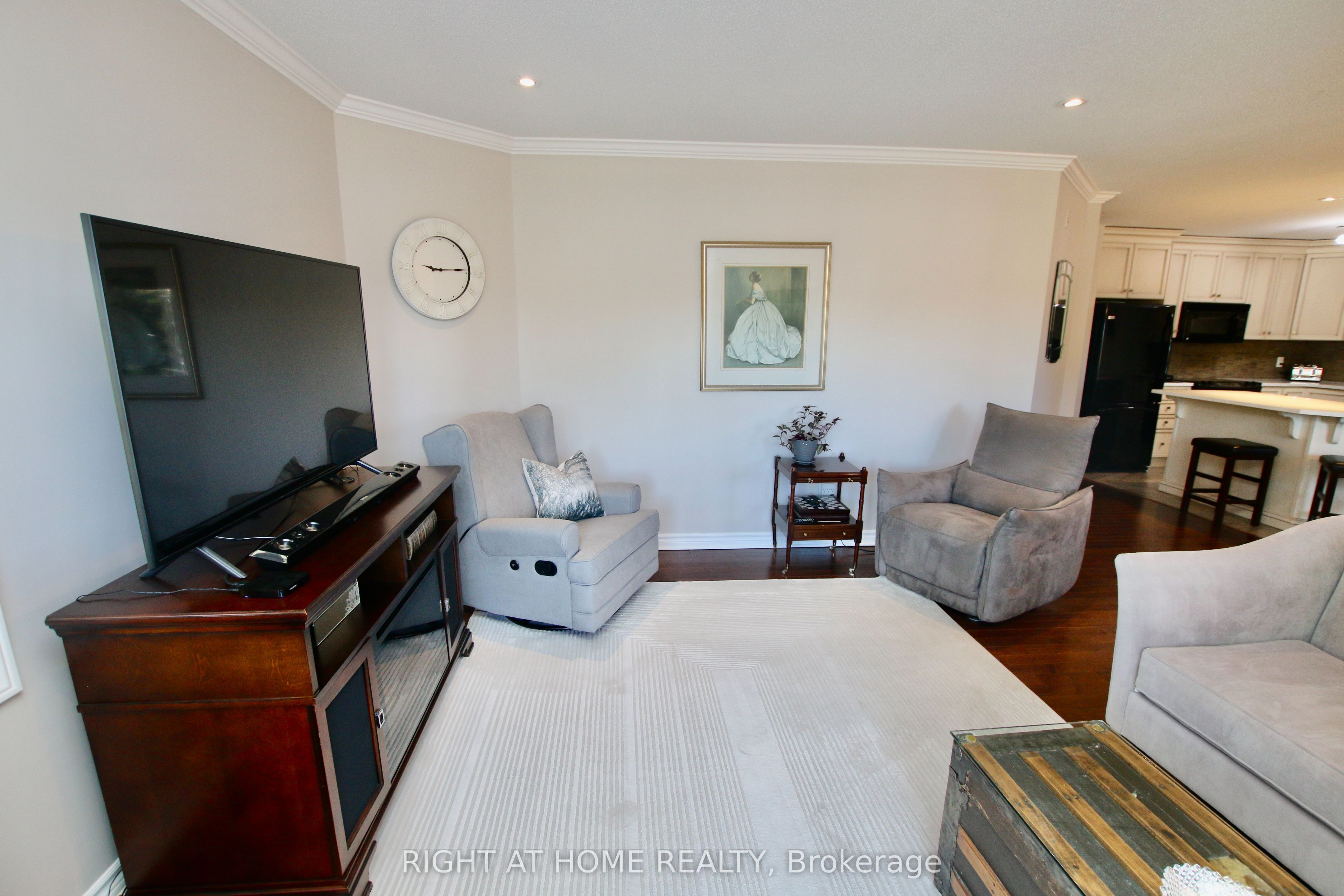 2 Warner Street 301 Property Photo 24