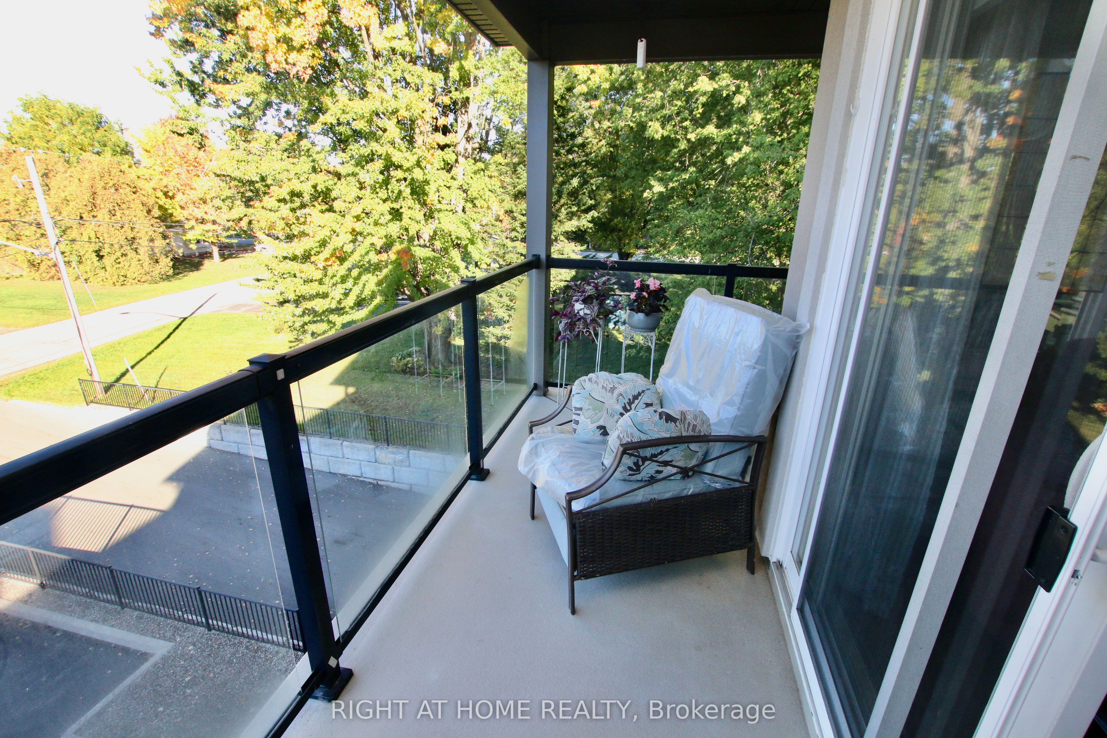 2 Warner Street 301 Property Photo 34