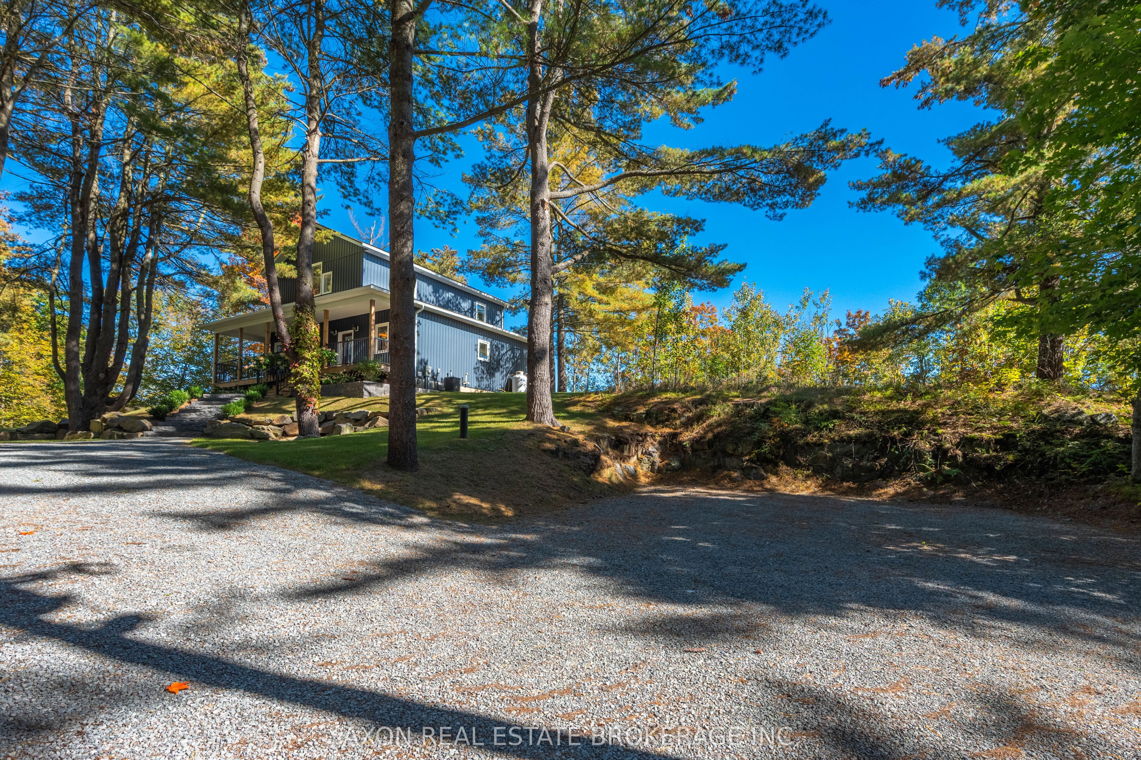 1022 Briscoe Bay Lane Property Photo 6