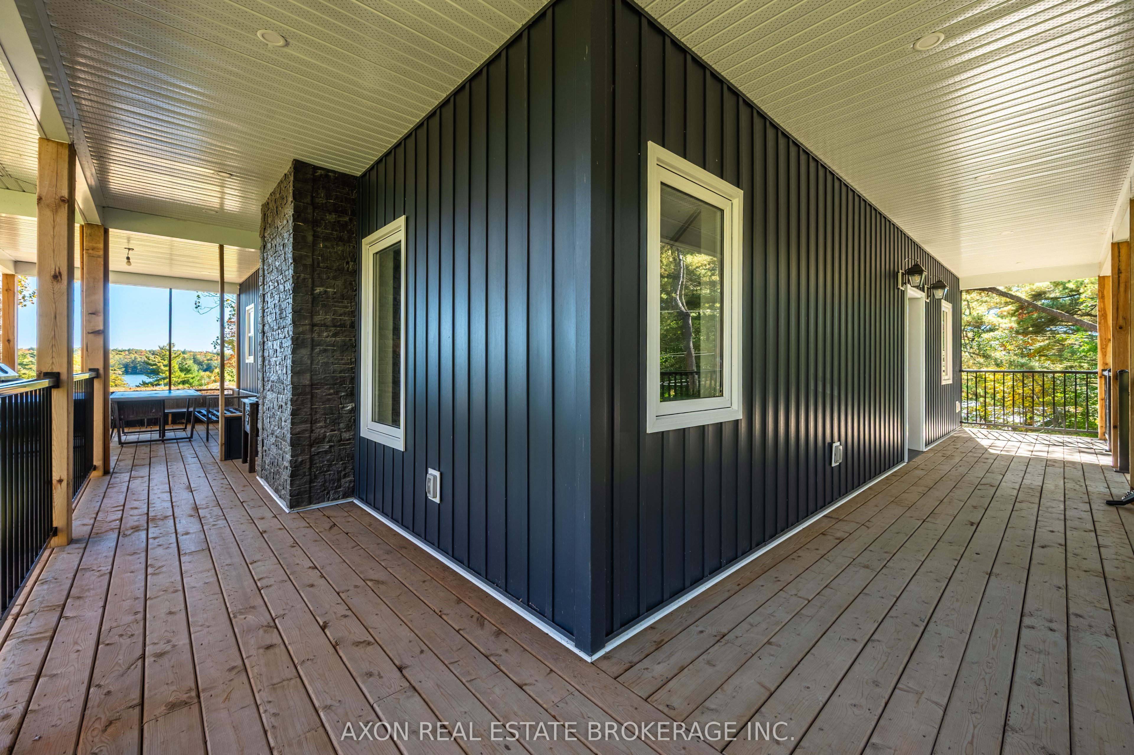 1022 Briscoe Bay Lane Property Photo 10