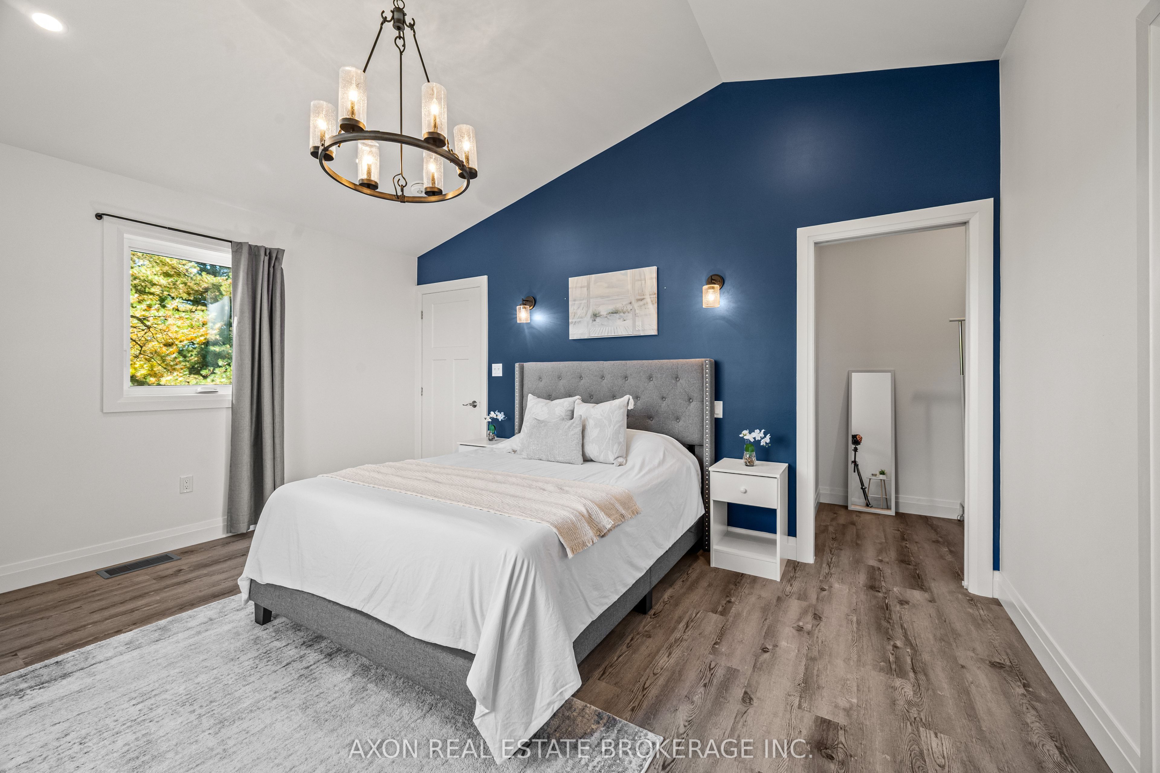 1022 Briscoe Bay Lane Property Photo 46