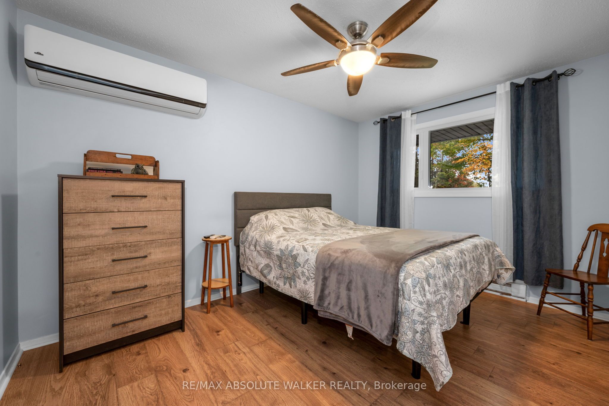 1679 Century Road E Property Photo 14