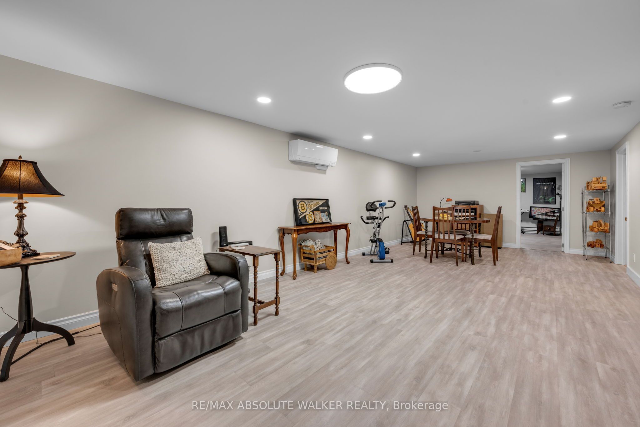 1679 Century Road E Property Photo 22