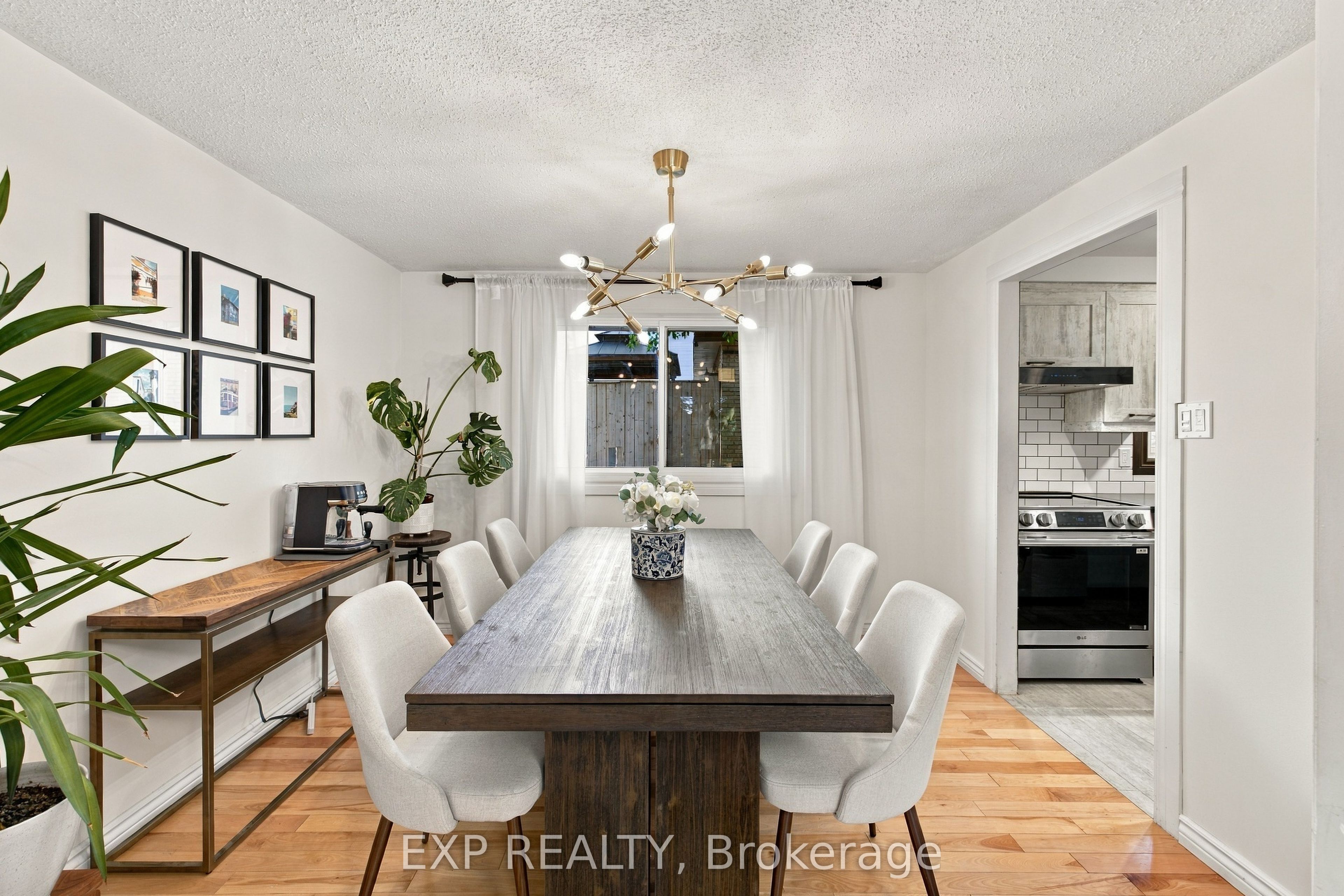 178 Laurentian Drive Property Photo 8