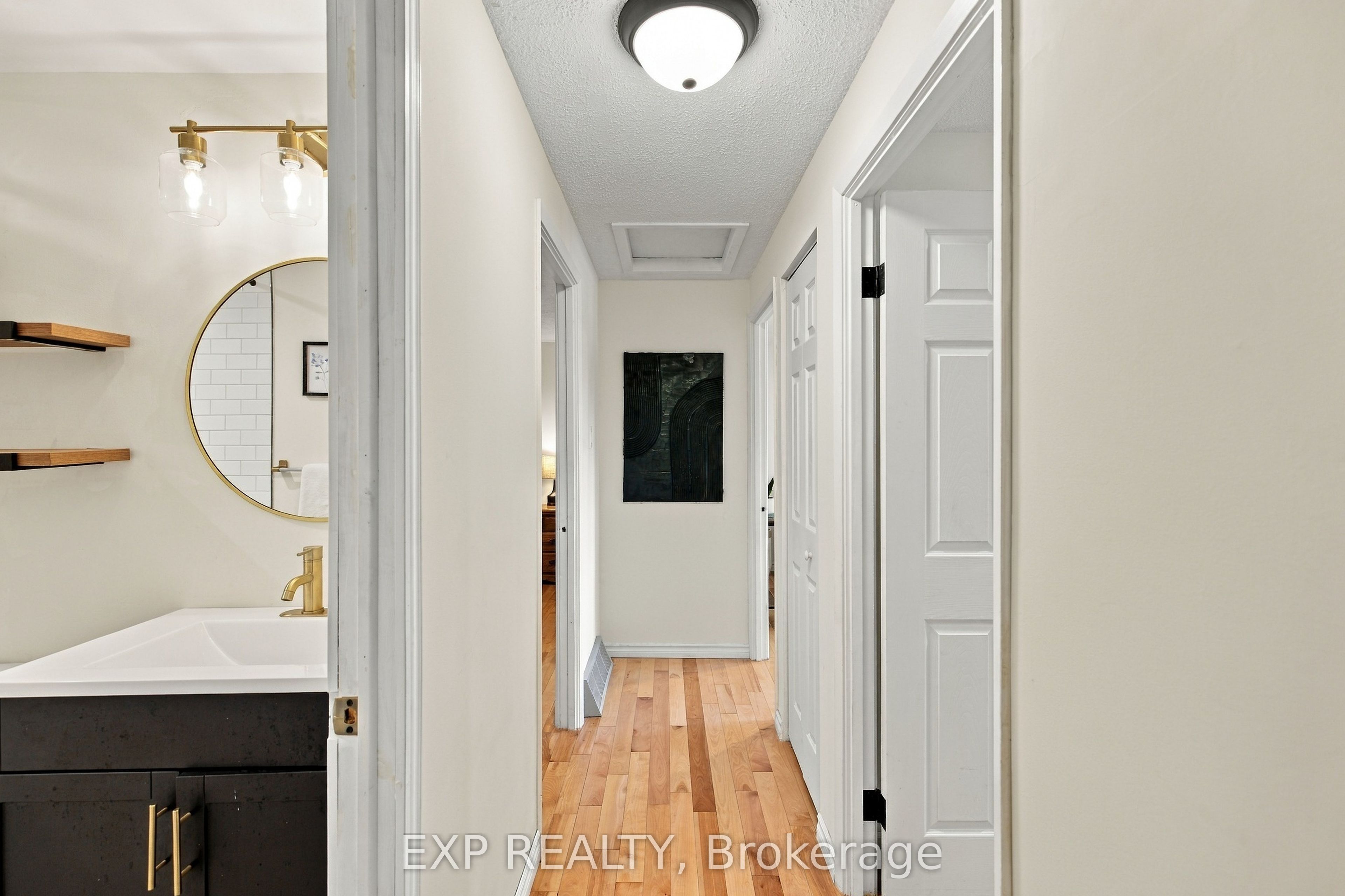 178 Laurentian Drive Property Photo 14