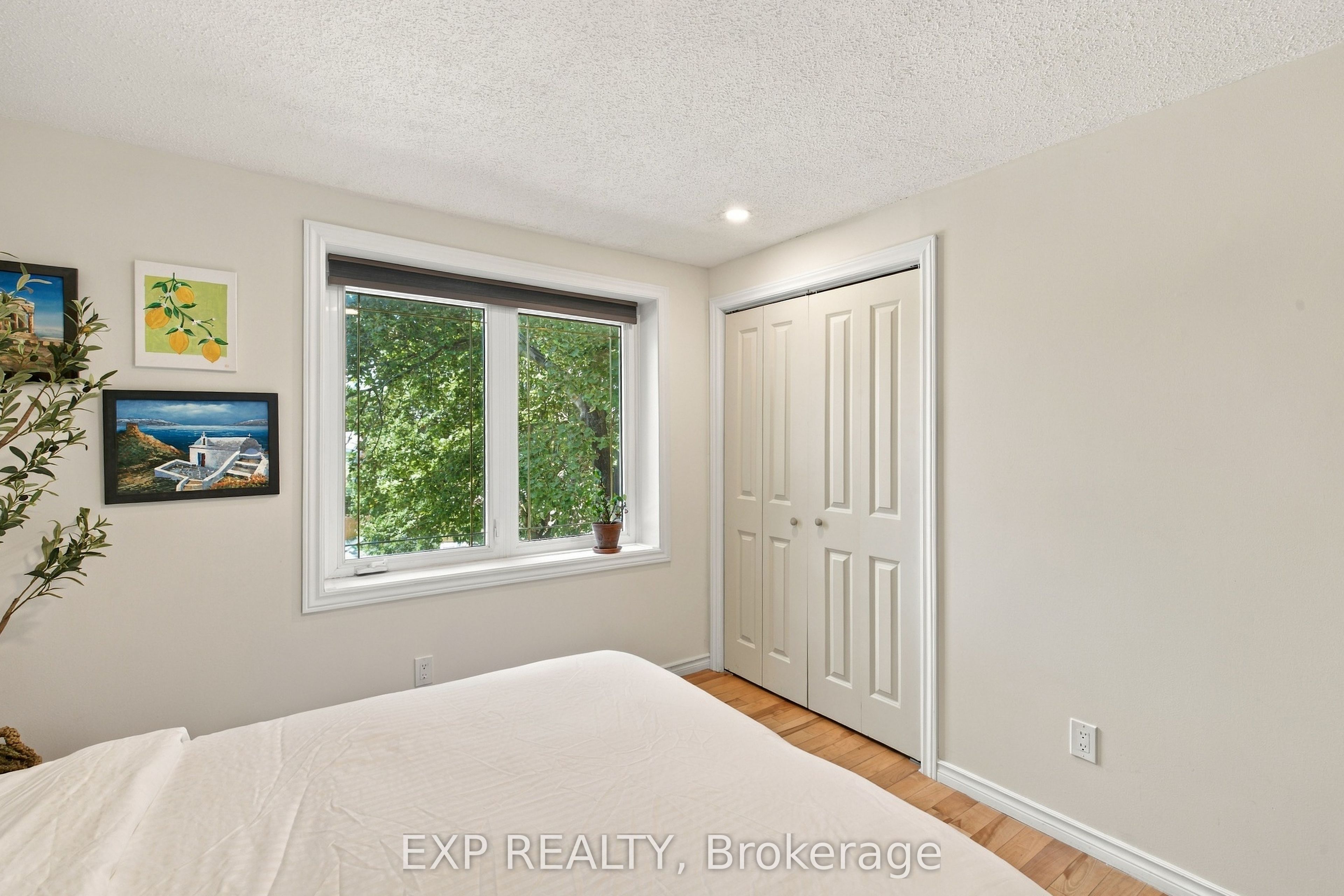 178 Laurentian Drive Property Photo 22