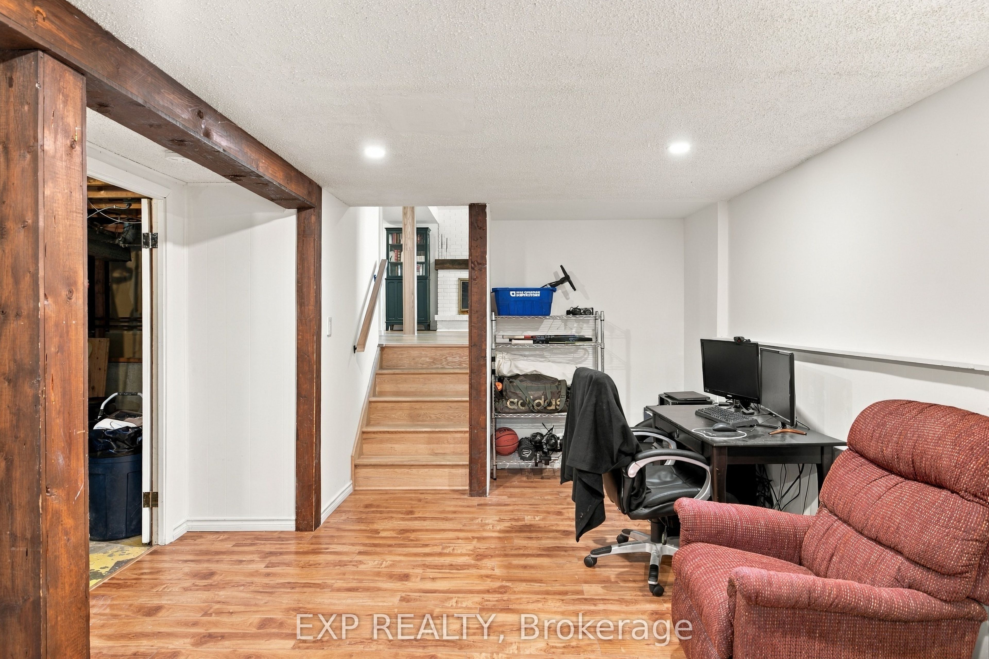 178 Laurentian Drive Property Photo 30