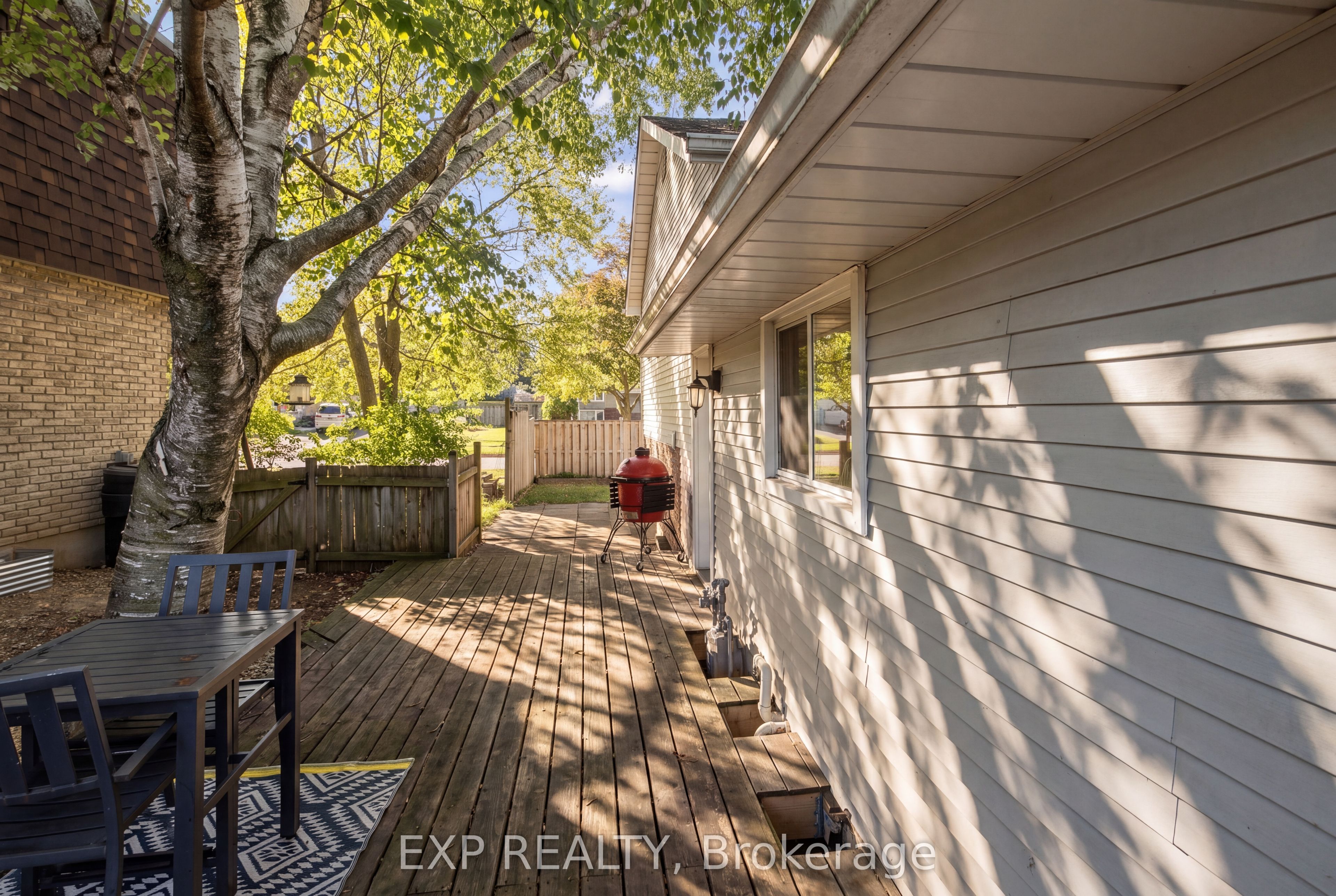 178 Laurentian Drive Property Photo 32