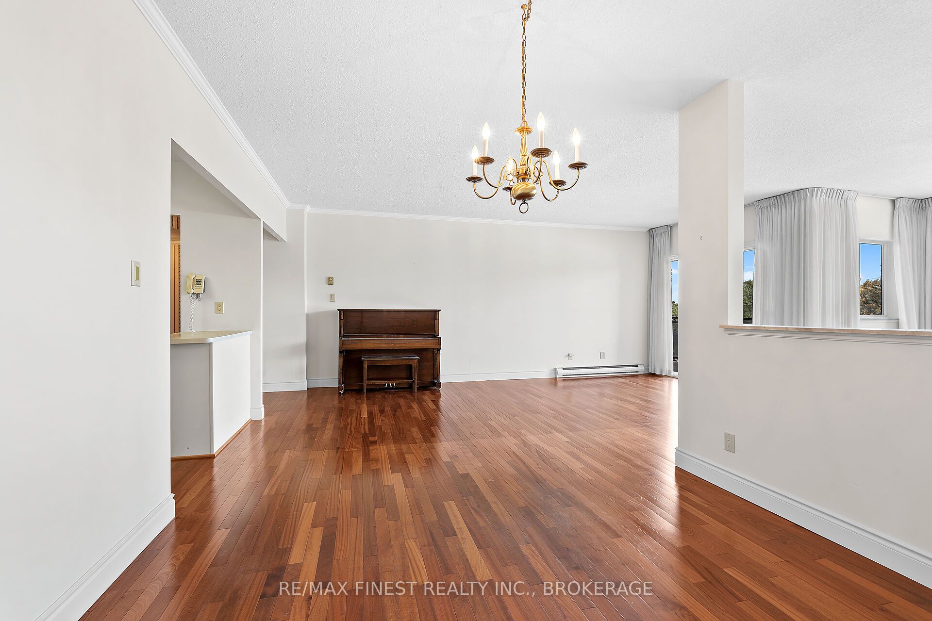 1000 King Street W 302 Property Photo 11