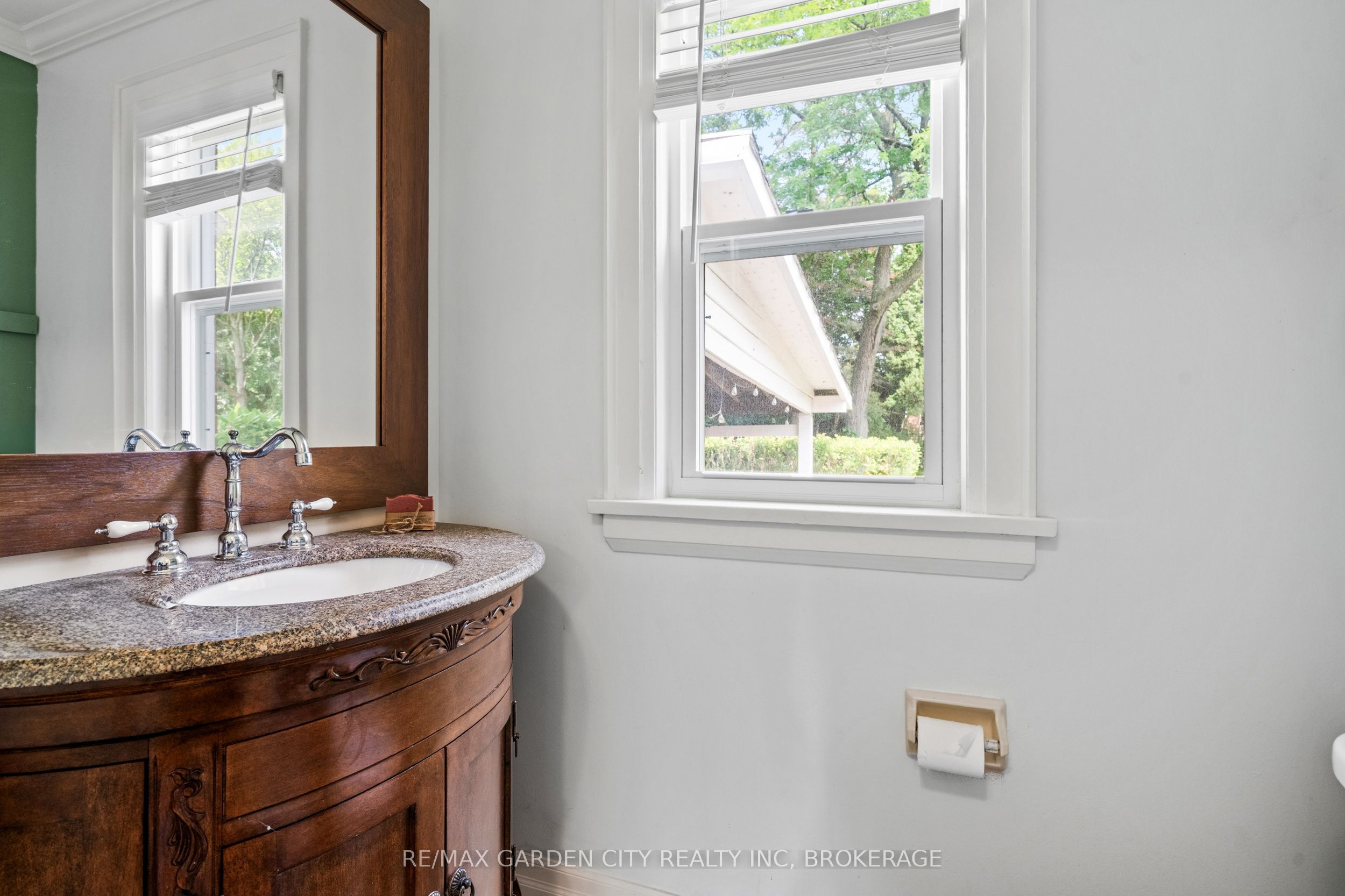 6751 Barker Street Property Photo 19