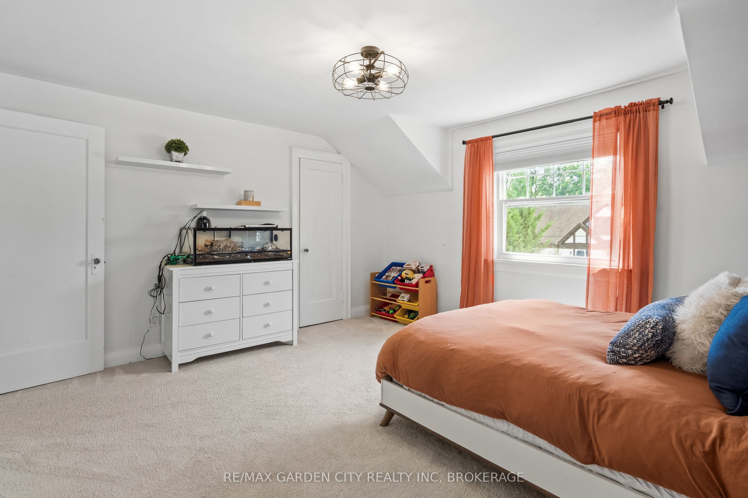 6751 Barker Street Property Photo 30