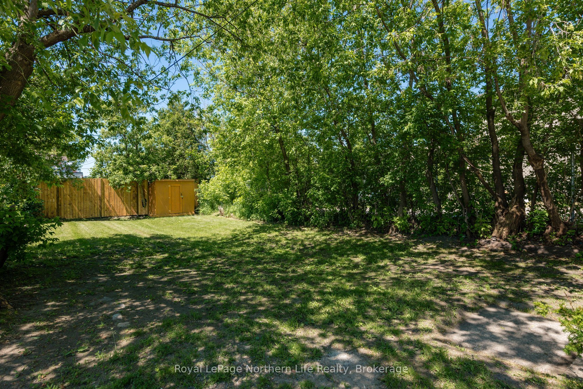 253 Second Avenue W Property Photo 32