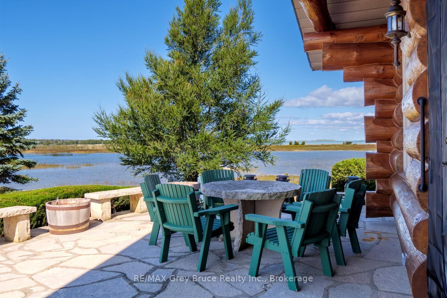 150 Shoreline Avenue Property Photo 11