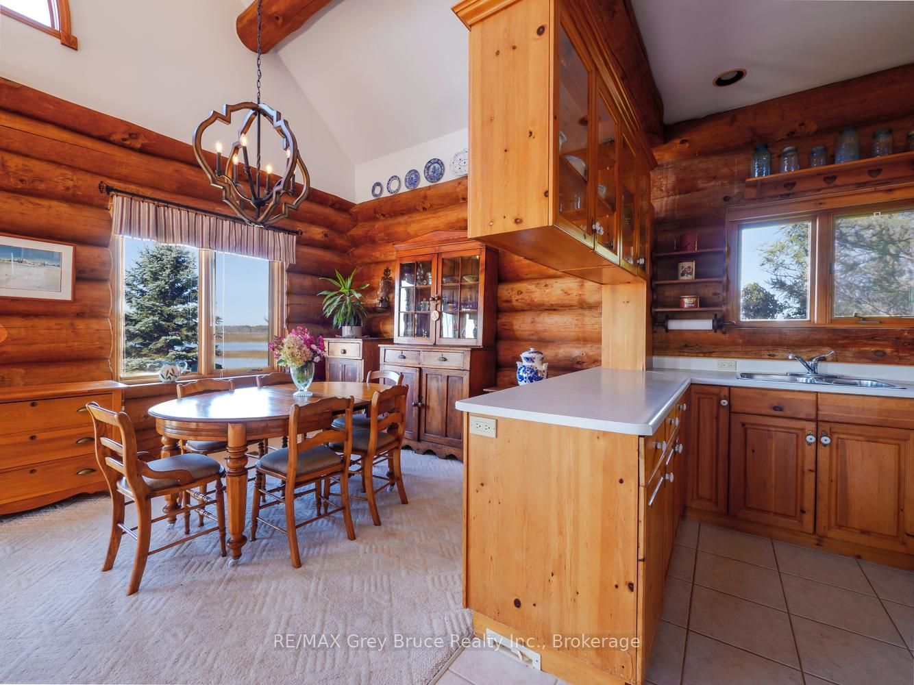 150 Shoreline Avenue Property Photo 15