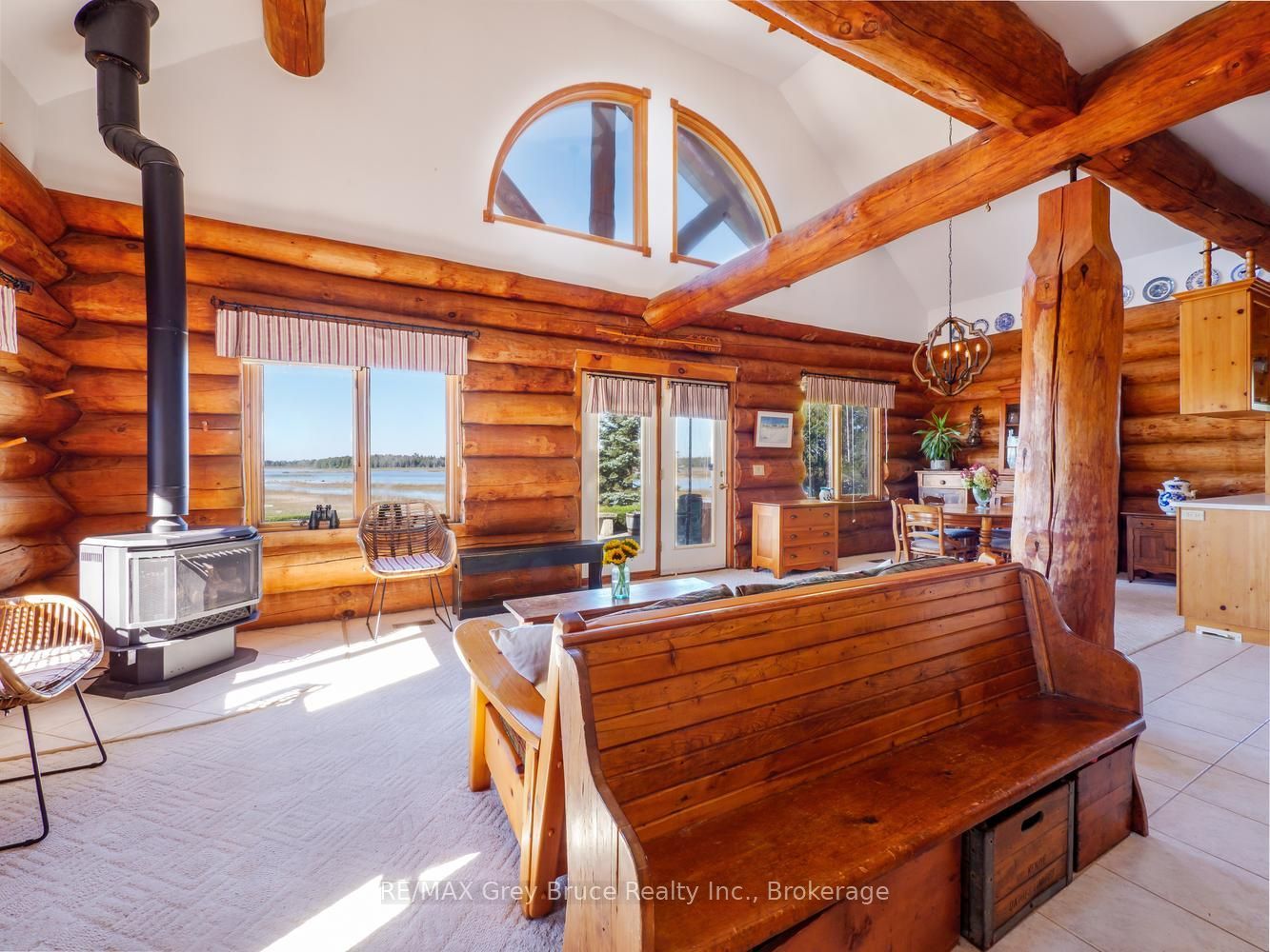 150 Shoreline Avenue Property Photo 17