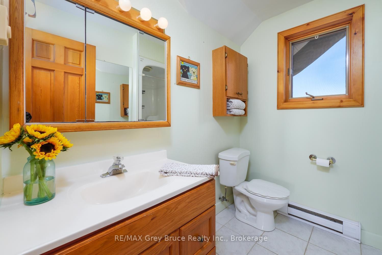 150 Shoreline Avenue Property Photo 23