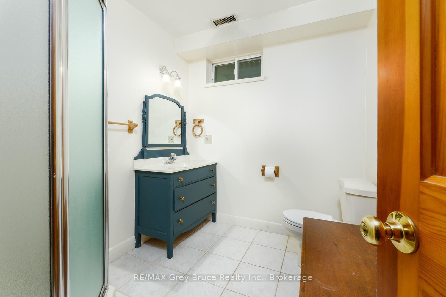 150 Shoreline Avenue Property Photo 31