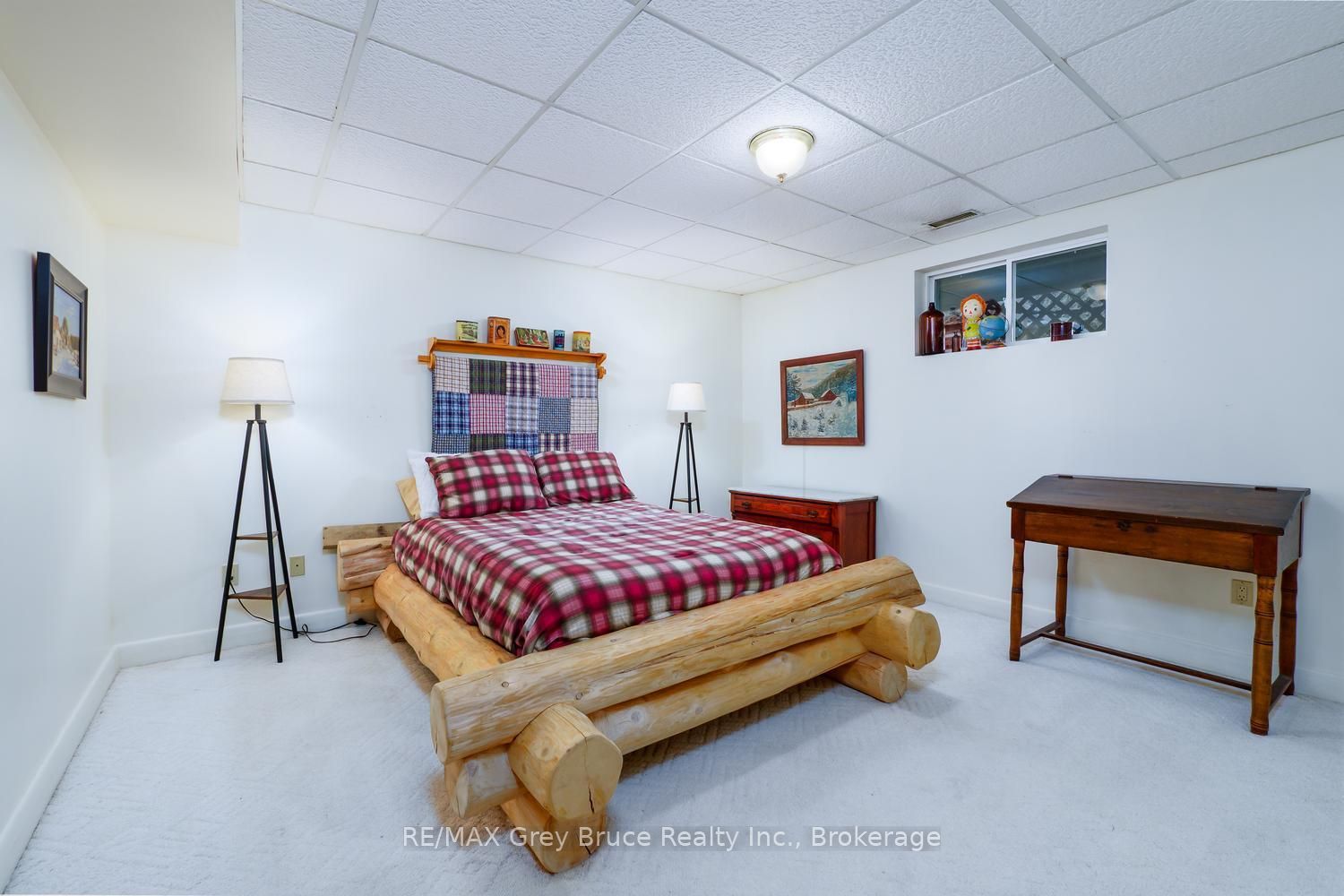 150 Shoreline Avenue Property Photo 32