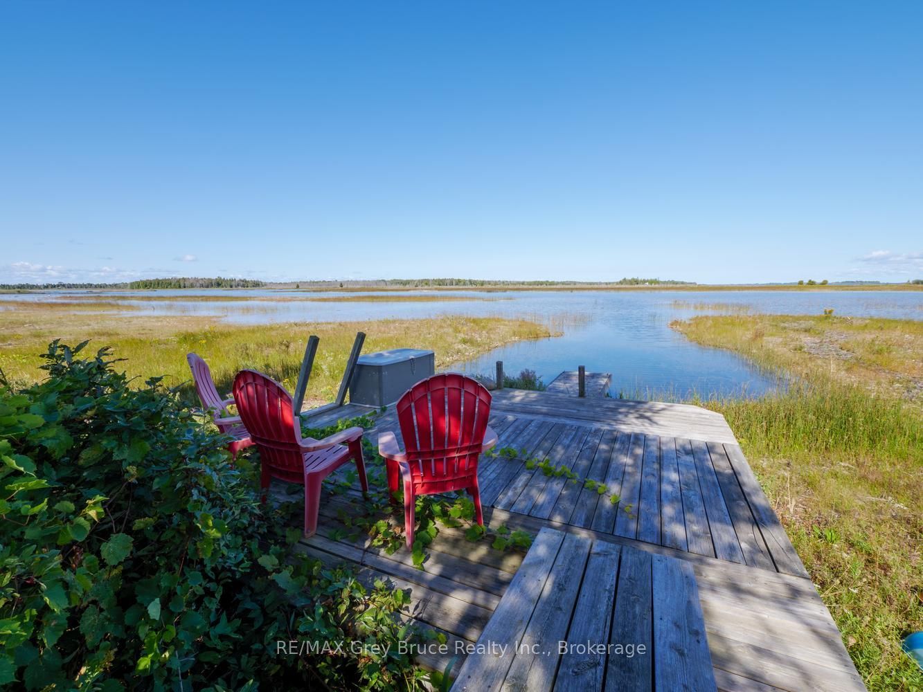 150 Shoreline Avenue Property Photo 38
