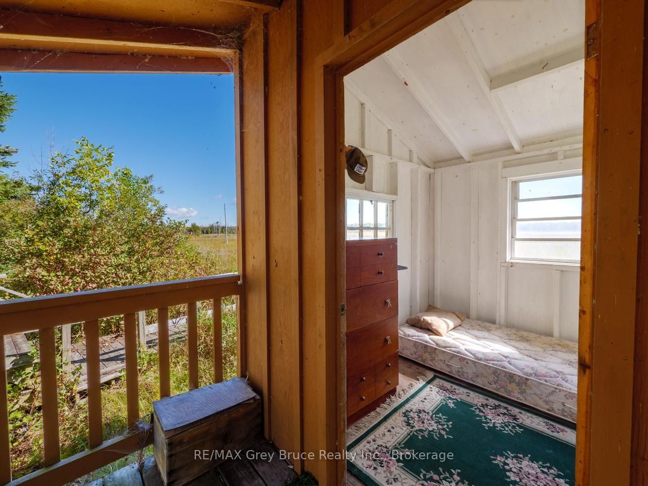150 Shoreline Avenue Property Photo 40