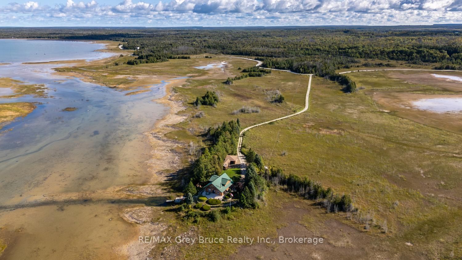150 Shoreline Avenue Property Photo 47