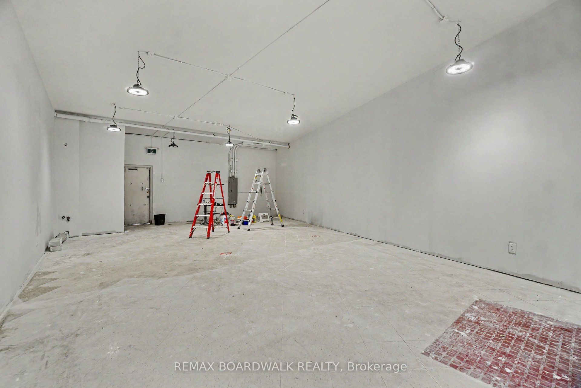 375 Des Epinettes Avenue 1b Property Photo 7